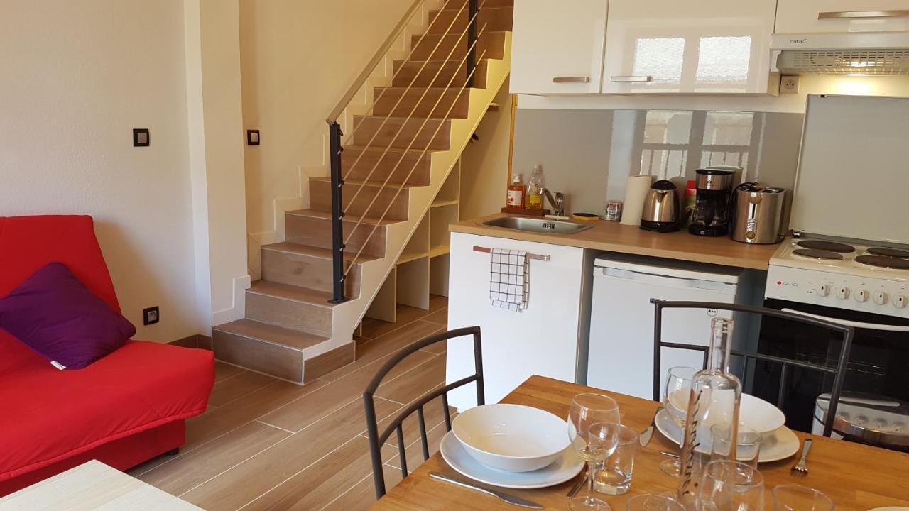 Appartements Coeur De Village Сен-Жан-дю-Бруел Екстериор снимка