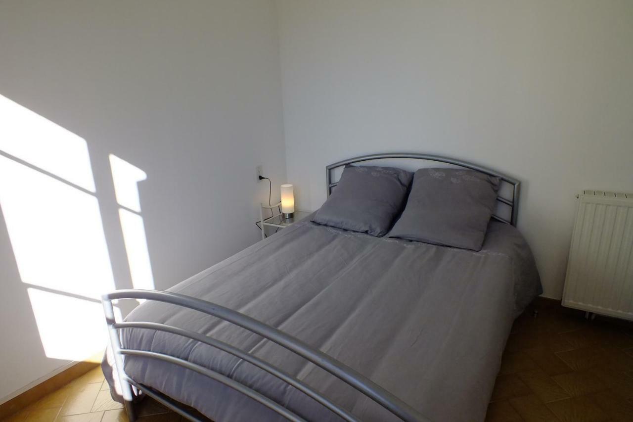 Appartements Coeur De Village Сен-Жан-дю-Бруел Екстериор снимка